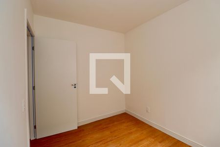 Quarto 2 de apartamento para alugar com 2 quartos, 40m² em Retiro, Salvador
