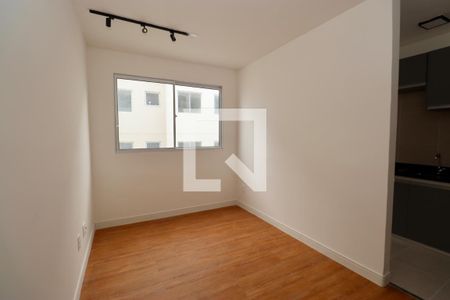 Sala de apartamento para alugar com 2 quartos, 40m² em Retiro, Salvador