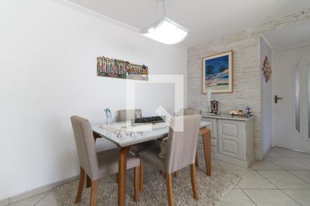 Sala de apartamento à venda com 2 quartos, 60m² em Vila Santo Estefano, São Paulo