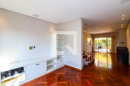 Casa de Condomínio à venda com 3 quartos, 378m² em Jardim Morumbi, São Paulo