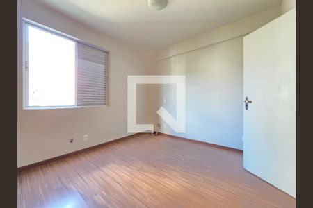 Quarto Suíte  de apartamento para alugar com 2 quartos, 72m² em Funcionários, Belo Horizonte