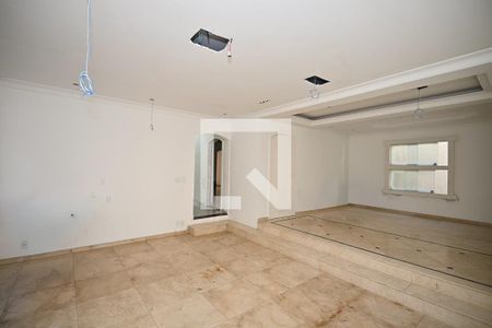 Sala de casa à venda com 4 quartos, 395m² em Paraisópolis, São Paulo