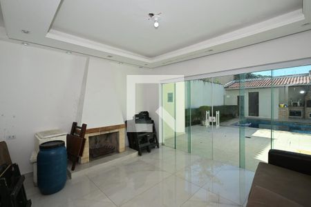 Lareira de casa à venda com 4 quartos, 395m² em Paraisópolis, São Paulo