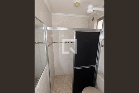 Banheiro de apartamento à venda com 2 quartos, 55m² em Conjunto Residencial José Bonifácio, São Paulo