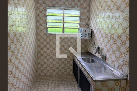 Casa para alugar com 2 quartos, 200m² em Realengo, Rio de Janeiro