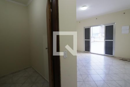 Suíte 1 de casa para alugar com 3 quartos, 340m² em Ayrosa, Osasco