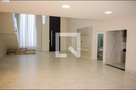 Sala de casa de condomínio para alugar com 4 quartos, 402m² em Residencial Goiânia Golfe Clube, Goiânia