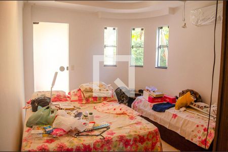 Casa de Condomínio para alugar com 8 quartos, 538m² em Residencial Aldeia do Vale, Goiânia