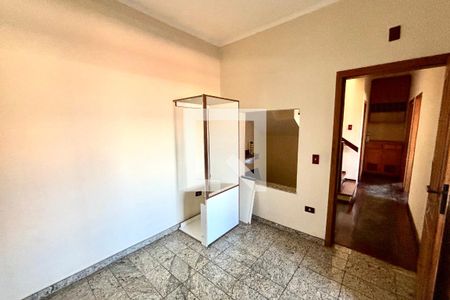 Quarto 1 de casa para alugar com 5 quartos, 275m² em Vila Ester (zona Norte), São Paulo