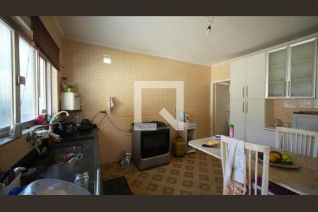 Cozinha de casa à venda com 3 quartos, 163m² em Vila Alice, Santo André
