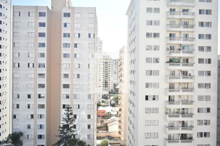 Sacada de apartamento à venda com 2 quartos, 60m² em Parque Imperial, São Paulo