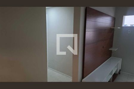 Sala de apartamento para alugar com 2 quartos, 60m² em Pechincha, Rio de Janeiro