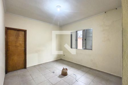 Suite de casa para alugar com 2 quartos, 75m² em Jardim Melvi, Praia Grande