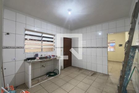 Cozinha  de casa para alugar com 2 quartos, 75m² em Jardim Melvi, Praia Grande