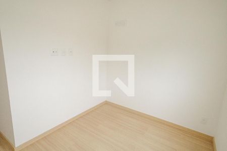 Quarto 1 de apartamento para alugar com 2 quartos, 44m² em Campo Grande, Rio de Janeiro
