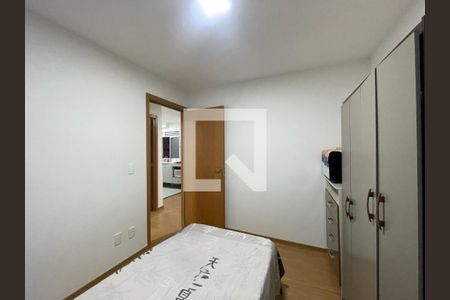 Apartamento à venda com 2 quartos, 40m² em Santos Dumont, São Leopoldo