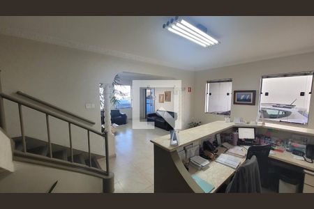 Sala 2 de casa à venda com 7 quartos, 400m² em Vila Bela, São Paulo