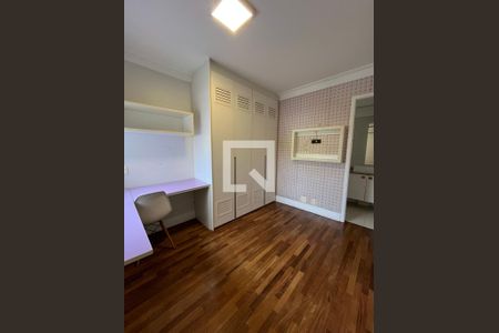 Quarto de apartamento à venda com 3 quartos, 190m² em Indianópolis, São Paulo