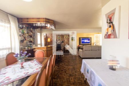 Sala de casa à venda com 3 quartos, 360m² em Xaxim, Curitiba