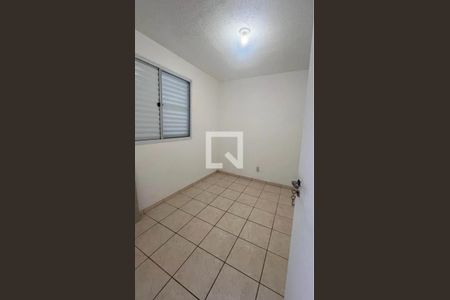 Quarto de apartamento para alugar com 2 quartos, 43m² em Jardim Vitoria, Belo Horizonte