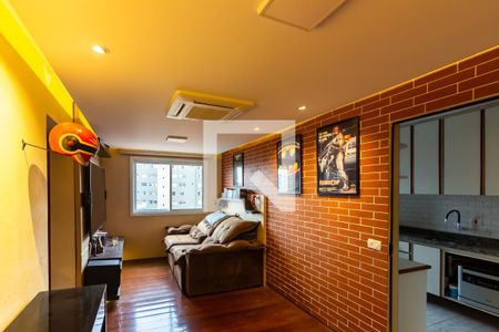 Sala  de apartamento para alugar com 2 quartos, 75m² em Vila Osasco, Osasco