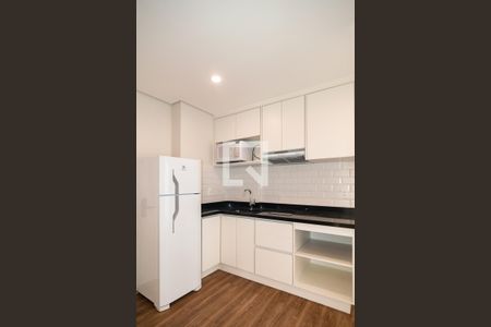 Sala / Cozinha de kitnet/studio para alugar com 1 quarto, 32m² em Bela Vista, São Paulo