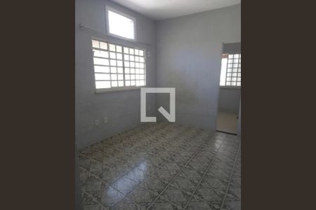 Quarto de casa para alugar com 2 quartos, 50m² em Jardim Paraíso, Nova Iguaçu