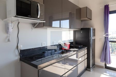 Cozinha de kitnet/studio à venda com 1 quarto, 33m² em Vila Galvão, Guarulhos