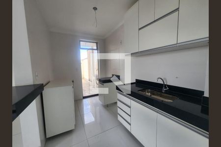 Cozinha de apartamento para alugar com 2 quartos, 184m² em Cabral, Contagem