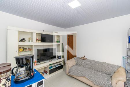 Sala de casa para alugar com 1 quarto, 40m² em Brás de Pina, Rio de Janeiro