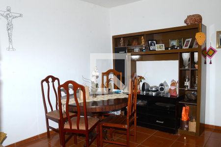 Sala de casa à venda com 3 quartos, 428m² em Goiânia, Belo Horizonte