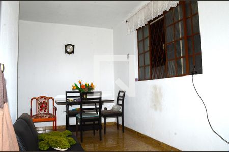 Sala de TV de casa à venda com 3 quartos, 428m² em Goiânia, Belo Horizonte