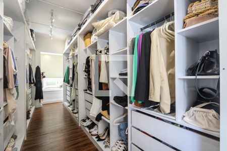 Closet de apartamento para alugar com 1 quarto, 36m² em Vila Andrade, São Paulo