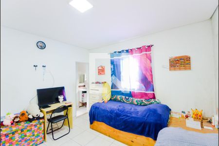 Suíte 1 de casa para alugar com 2 quartos, 125m² em Jardim Presidente Dutra, Guarulhos