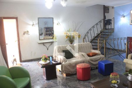 Sala de casa à venda com 4 quartos, 420m² em Jardim Dourado, Guarulhos