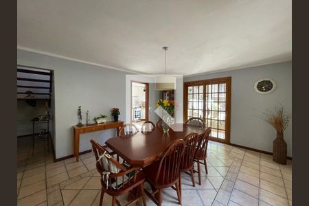 Casa à venda com 2 quartos, 190m² em Feitoria Seller, São Leopoldo
