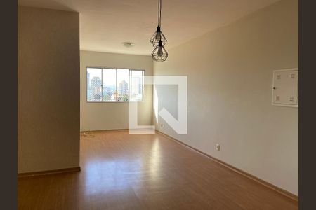 Sala de apartamento para alugar com 3 quartos, 76m² em Vila Osasco, Osasco