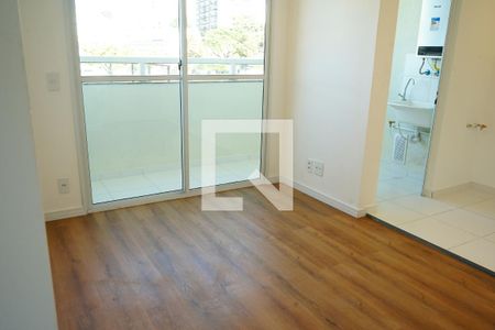 Sala de apartamento para alugar com 2 quartos, 42m² em Vila Esperança, São Paulo