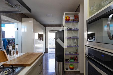 Cozinha de casa à venda com 3 quartos, 375m² em Alto da Lapa, São Paulo
