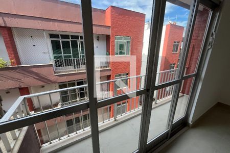 Apartamento à venda com 2 quartos, 56m² em Jardim Guanabara, Rio de Janeiro