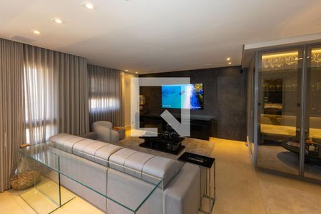 Sala de TV de apartamento para alugar com 3 quartos, 160m² em Vale do Sereno, Nova Lima