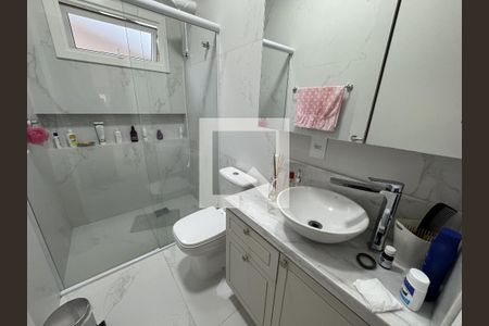 Banheiro  de casa à venda com 2 quartos, 122m² em Guarani, Novo Hamburgo
