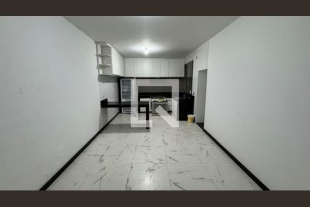 Casa para alugar com 7 quartos, 240m² em Aparecida, Belo Horizonte