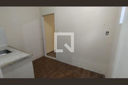 Cozinha de apartamento para alugar com 1 quarto, 45m² em Penha Circular, Rio de Janeiro