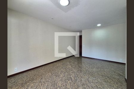 Apartamento para alugar com 2 quartos, 117m² em Recreio dos Bandeirantes, Rio de Janeiro