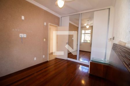 Quarto 01  de apartamento para alugar com 2 quartos, 100m² em Alto Barroca, Belo Horizonte