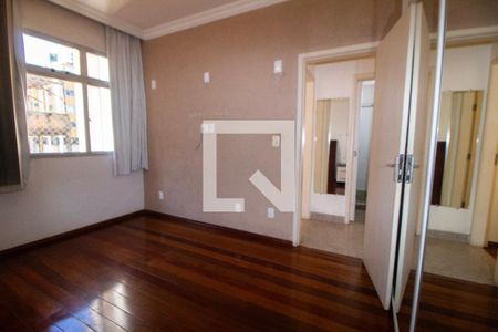 Quarto 01  de apartamento para alugar com 2 quartos, 100m² em Alto Barroca, Belo Horizonte