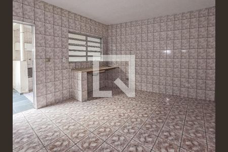 Cozinha de casa para alugar com 2 quartos, 100m² em Jardim Santa Lucrecia, São Paulo