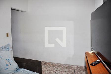 Casa para alugar com 2 quartos, 100m² em Jardim Santa Lucrecia, São Paulo