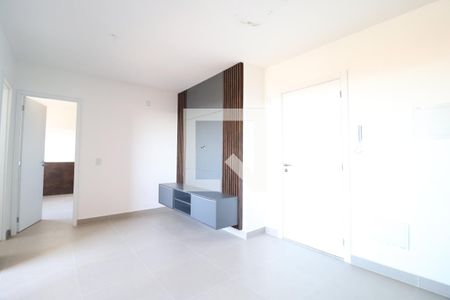 Sala/Cozinha de apartamento para alugar com 1 quarto, 44m² em Granja Marileusa, Uberlândia